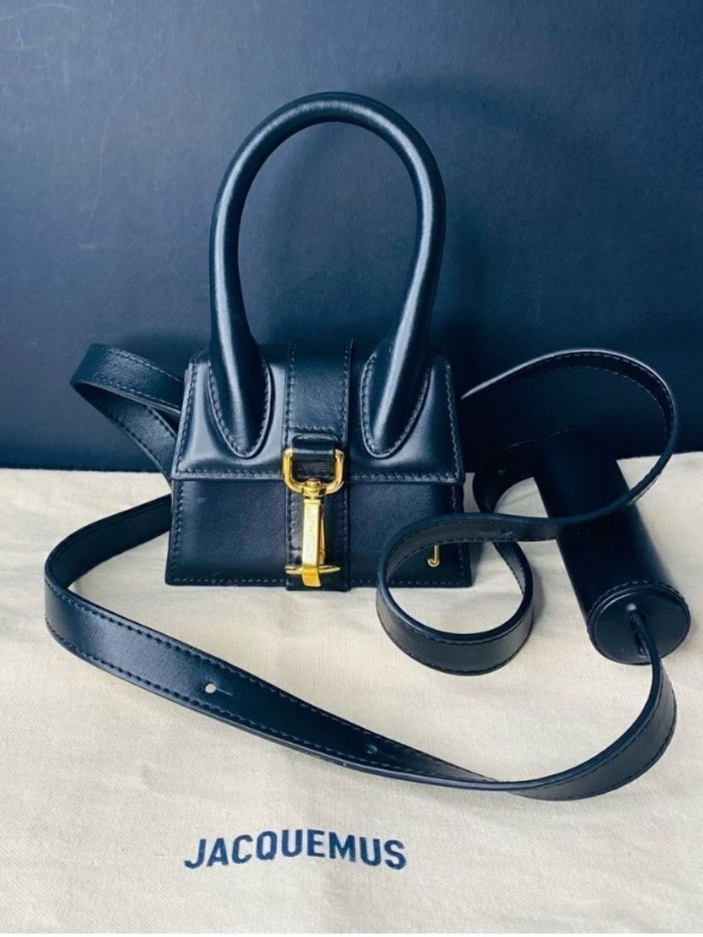 🛍️Jacquemus Authentic Le Chiquito Montagne crossbody/shoulder mini